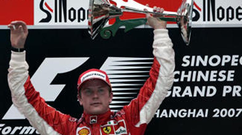 Kimi Räikkönen po zmagi na VN Kitajske.