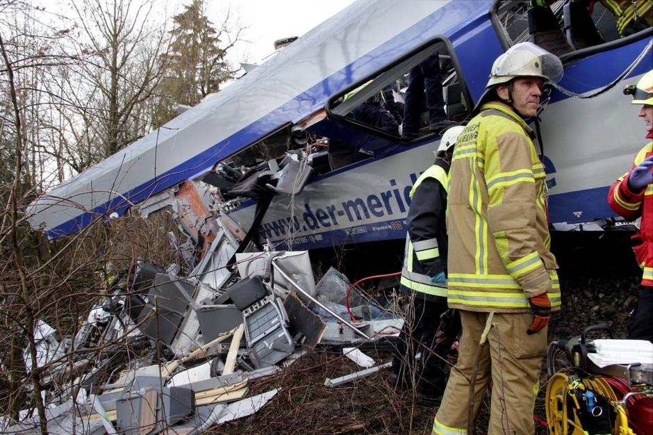 Železniška nesreča na Bavarskem | Avtor: EPA