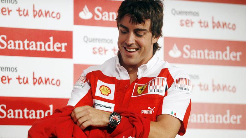 Fernando Alonso ima svoja palca zavarovana za 10 milijonov evrov. (Foto: Reuters