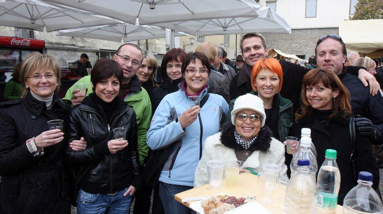 Cene pijače in jedače so bile po mnenju mnogih primerne in ne preveč zasoljene.(