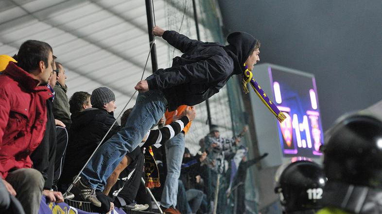 navijač viole Maribor Olimpija