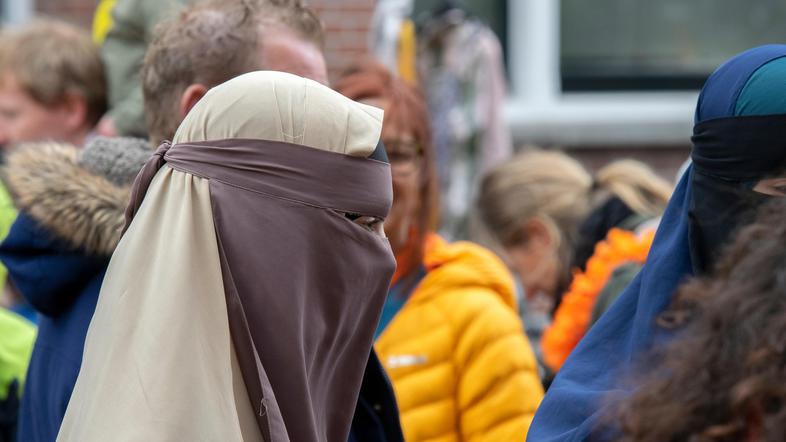Burka Nizozemska