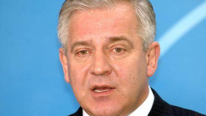 Ivo Sanader pravi, da je predlog o reševanju obmejnega vprašanja Hrvaška sprejel