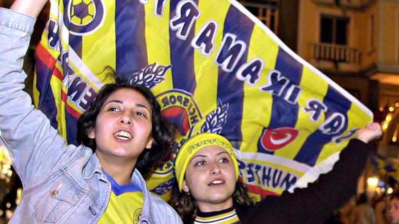 fenerbahce navijačica navijačice fenerbahče