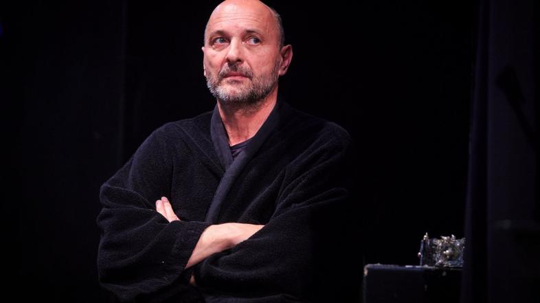 Naša mala klinika, Dario Varga