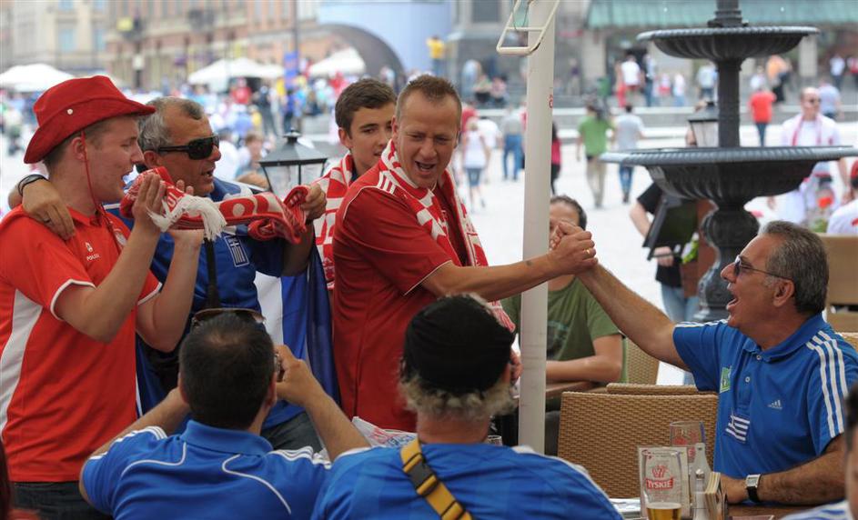 navijači Poljska Grčija Varšava Euro 2012