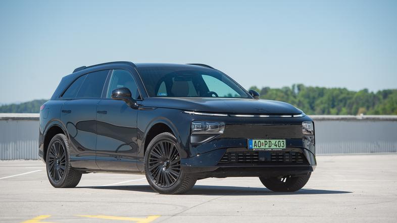 XPeng G9