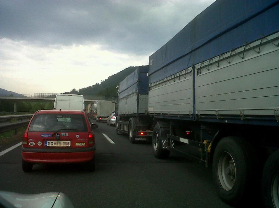 Nesreča na avtocesti