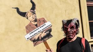 Protesti v Pragi zoper Merklovo