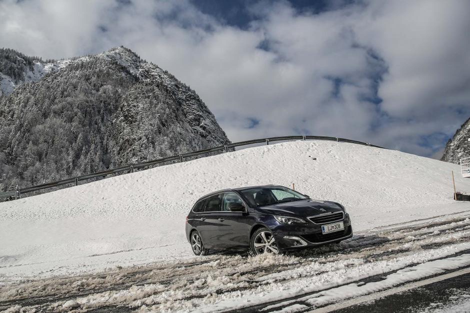 Trening vožnje po snegu | Avtor: Saša Despot