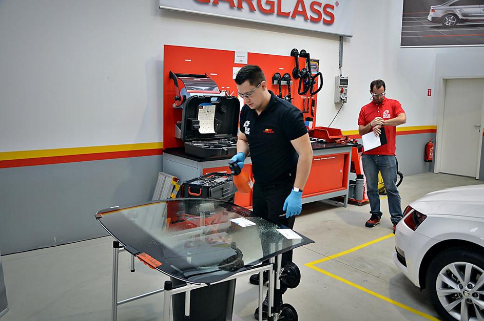 Carglass tekmovanje menjava stekel