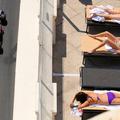 VN Monaka brez deklet na balkonih, ki jim je bolj malo mar za dirko, ne bi bila 