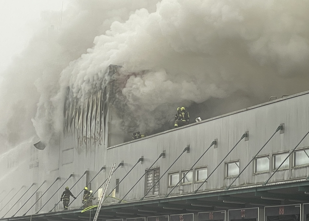 Požar skladišča Špar v BTC
