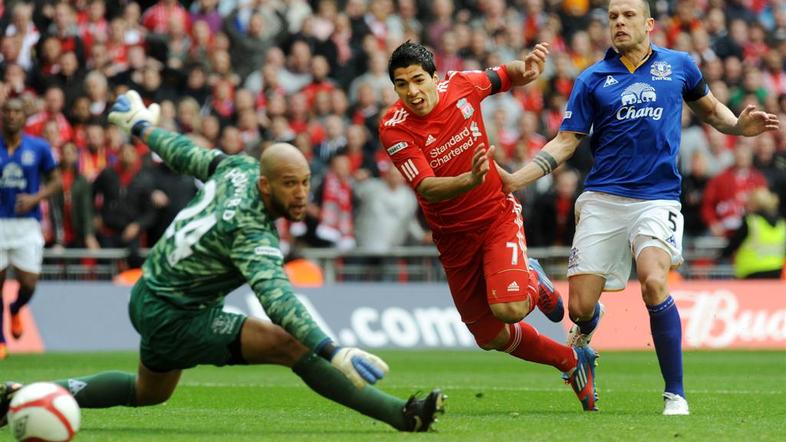 Suarez Howard Heitinga Liverpool Everton pokal FA polfinale London Wembley