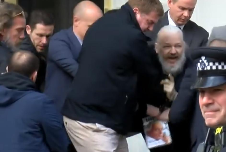 julian assange aretacija
