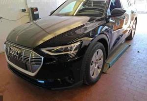 Audi e-tron quattro 55 300kW.NEMŠKI.SAMO 27.000 KM.2023 LETNIK