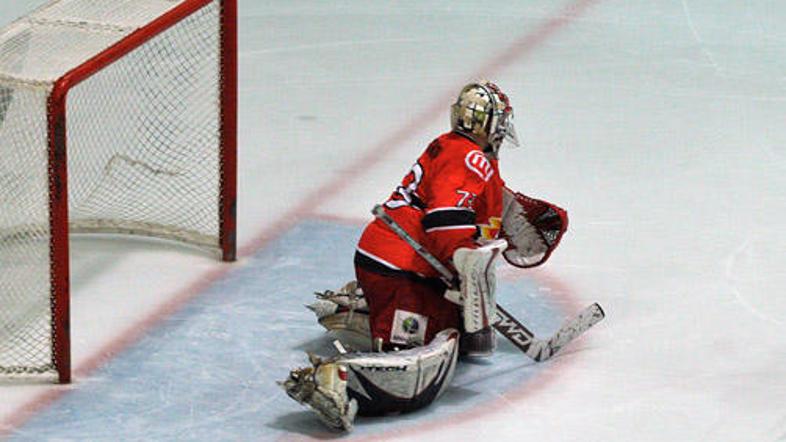 Boris Tortunov je moral kar šeskrat po plošček v svojo mrežo.