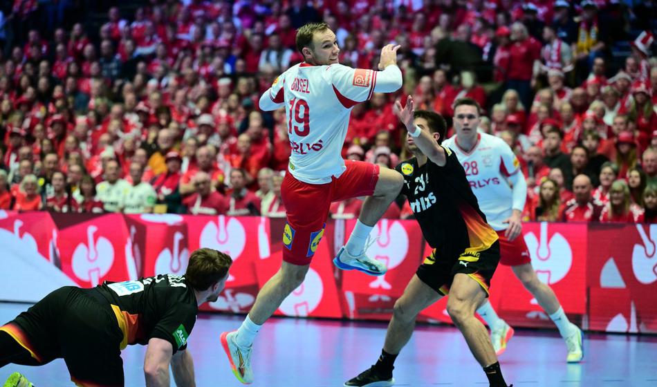 Hud spodrsljaj Francije, znan prvi polfinalist