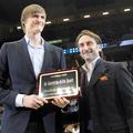 Kirilenko Lolpes Pegna Minnesota Timberwolves San Antonio Spurs NBA nagrada plak