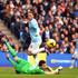 Demichelis Pantilimon Manchester City Tottenham Hotspur Premier League Anglija l