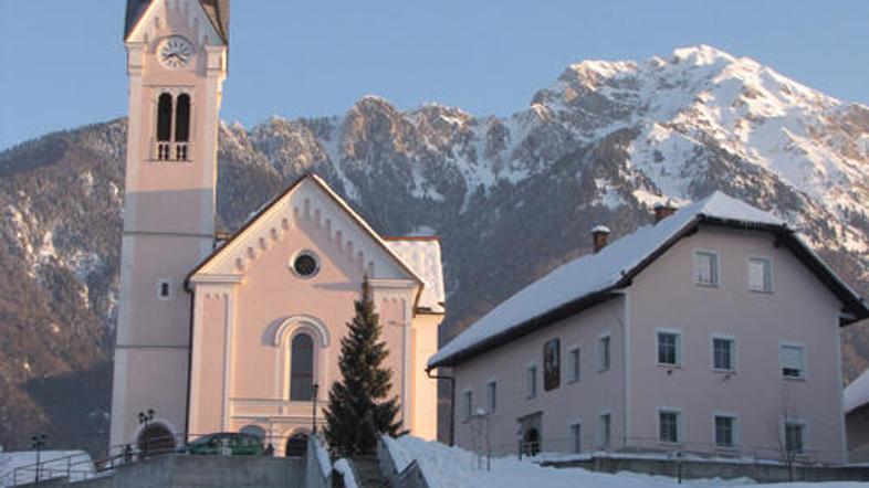 Pri vseh investicijah so pomagali Salezijanski inšpektorat, župljani in sponzorj