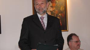 "V zapisu internega razgovora s predstavniki civilne iniciative ni nobene župano