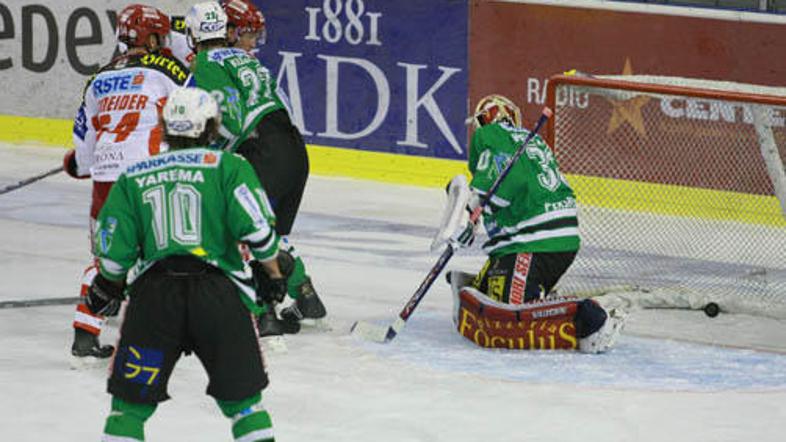 Alex Westlund, najboljši vratar lige po odstotku ubranjenih strelov, bo spet ust