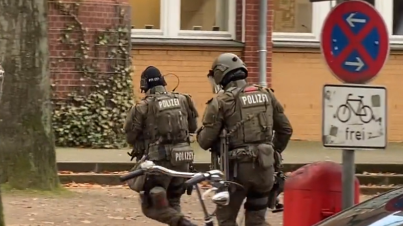 Policisti v Hamburgu