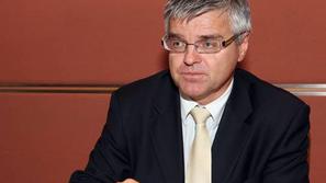 Hribar Milič meni, da lahko sto tisoč brezposelnih pričakujemo že do poletja.