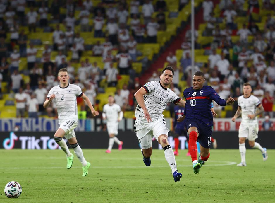 Kylian Mbappé Mats Hummels NEM FRA Euro 2020 | Avtor: Epa