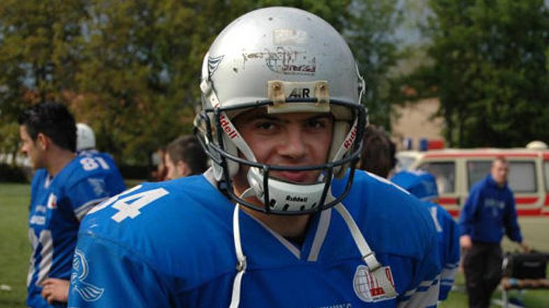 Dodajamo še nekaj fotoutrinkov, ki jih je med tekmo v objektiv ujel trener Silve