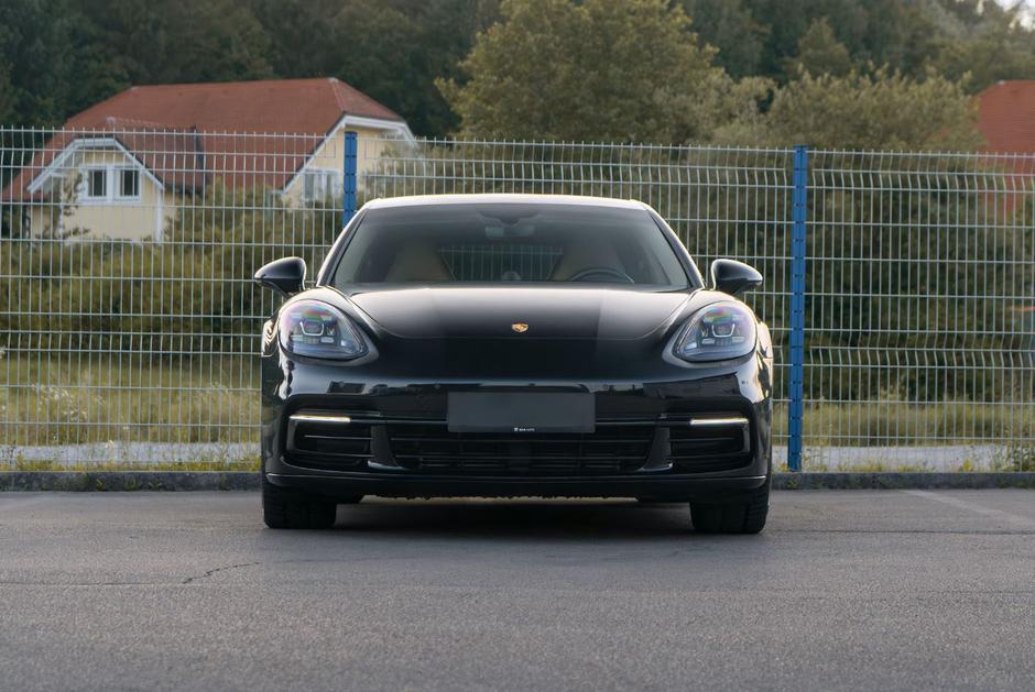 Dončićev Porsche Panamera 4 | Avtor: Collecting Cars