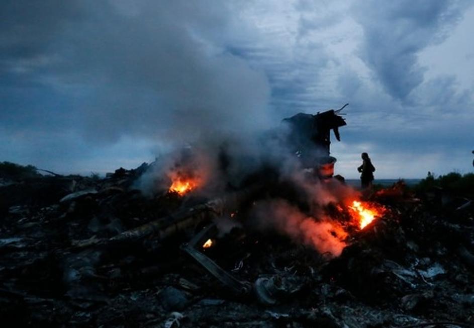 Nesreča malezijskega letala v Ukrajini