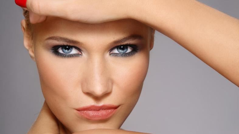 ženska, obraz, ustnice