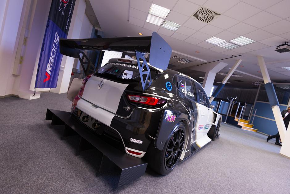  | Avtor: Matej Grudnik