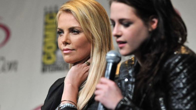 Kristen Stewart, Charlize Theron