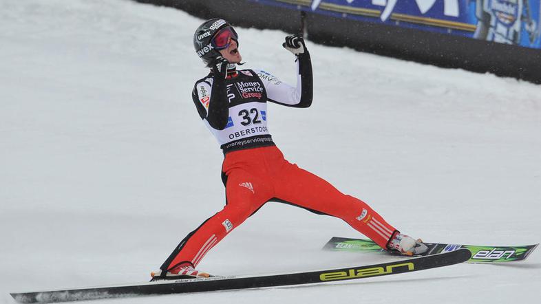 Robert Kranjec je brez večjih težav obranil naslov državnega prvaka. (Foto: EPA)