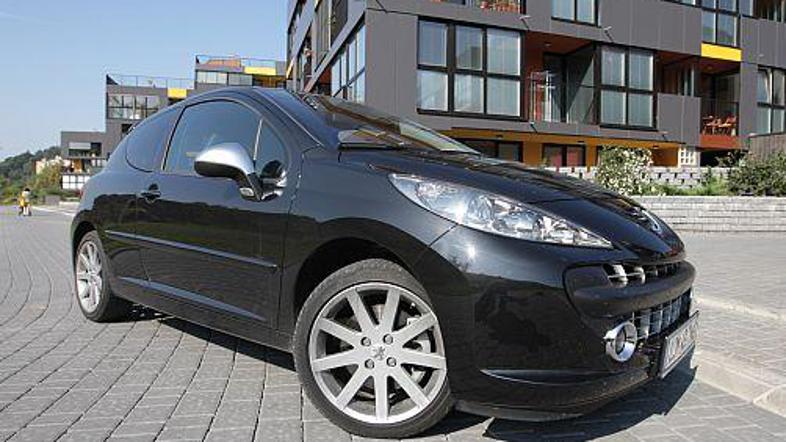 Preizkusili smo peugeot 207 RC.