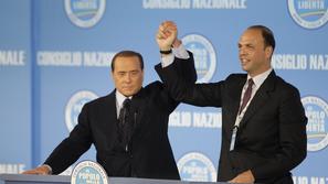 Silvijo Berlusconi in njegov naslednik Angelino Alfano.