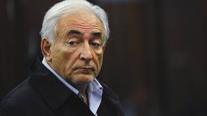 Strauss-Kahn je plačal milijon dolarjev varščine. (Foto: Reuters)