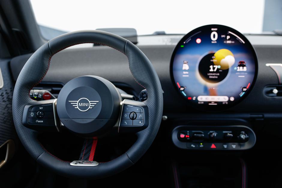 MINI John Cooper Works E | Avtor: Saša Despot