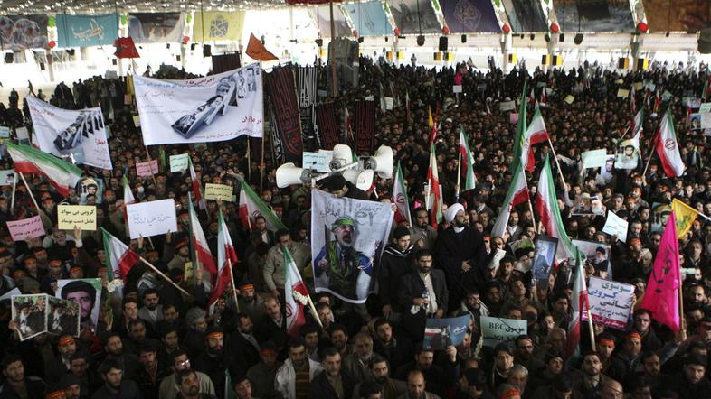 Iz Irana zaradi omejitev, ki jih imajo fotografi, prihajajo večinoma le fotograf