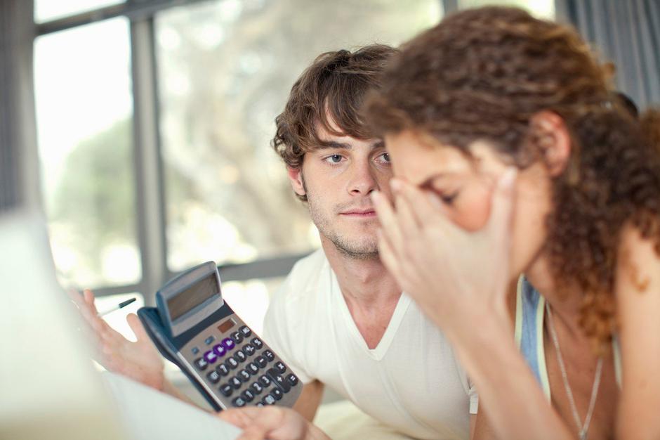 par kalkulator skrbi računanje | Avtor: Profimedia