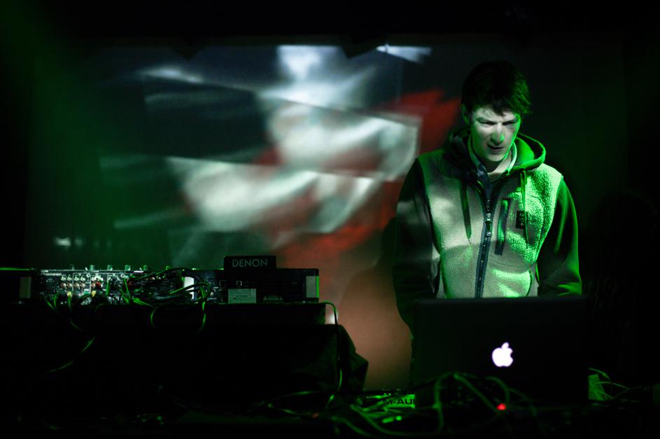 Venetian Snares v CH0