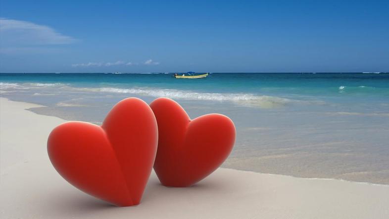 Ljubezni se na počitnicah začenjajo in končujejo. (Foto: Shutterstock)