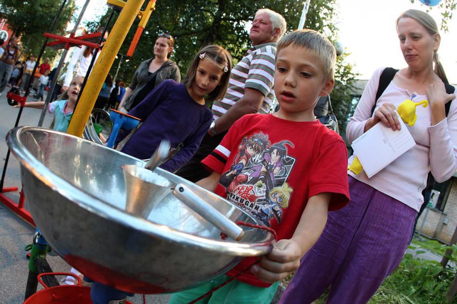 emonska promenada | Avtor: Nik Rovan