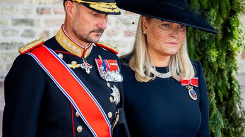 kralj haakon, kraljica mette-marit