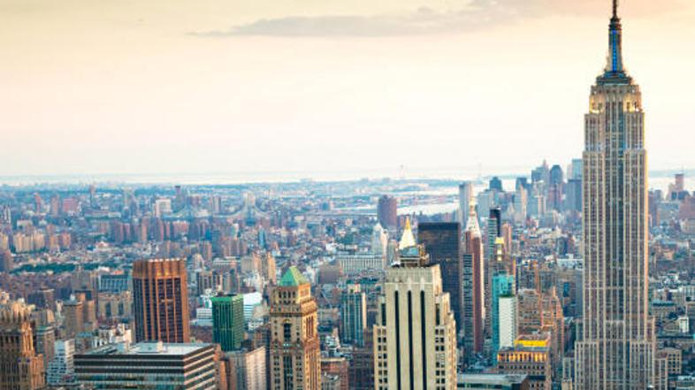 Newyorški župan nadaljuje s pohodom proti kajenju.