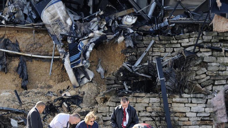 Reševalci so v ruševinah poslopja v teksaškem Austinu našli dve trupli, niso pa 