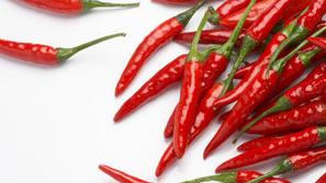 Nekatere študije so pokazale, da ostra paprika in zelo začinjena hrana lahko pos